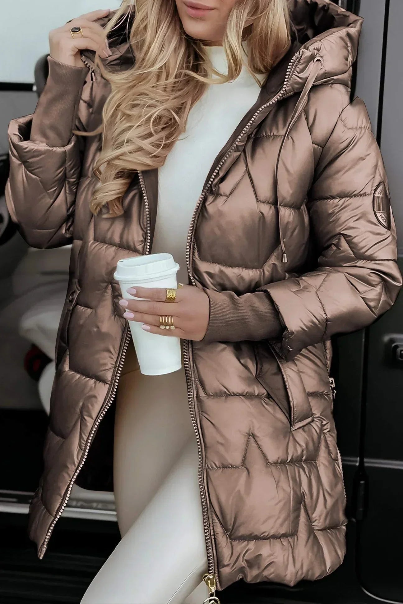 Harper – Elegant Winter Coat with Hood and Padding